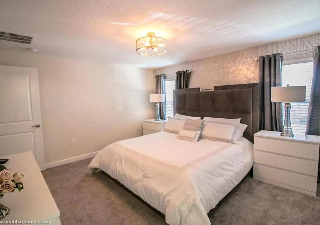 1556 Pd - Poolside Bliss: Enchanted 4Br Townhome location